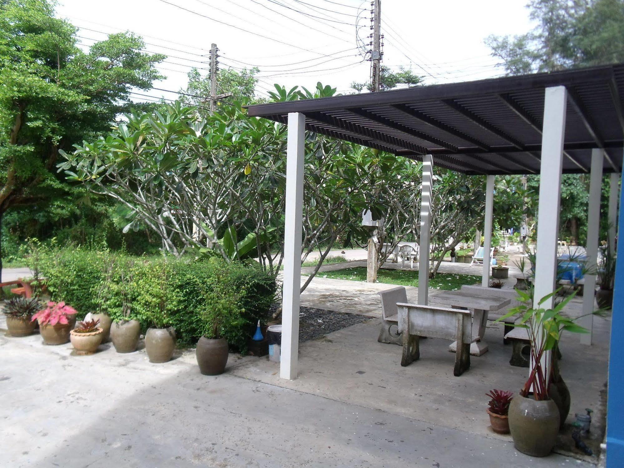 Albatross Guesthouse @ Thungwualaen Beach Pathiu Exteriér fotografie